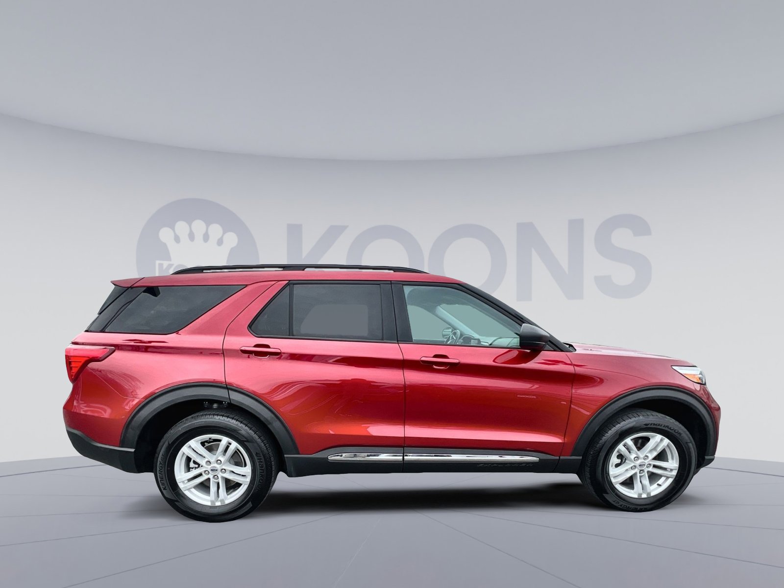 Certified 2023 Ford Explorer XLT image 8