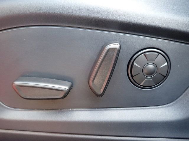 Certified 2025 Ford Explorer ST-Line w/ Premium Package image 25