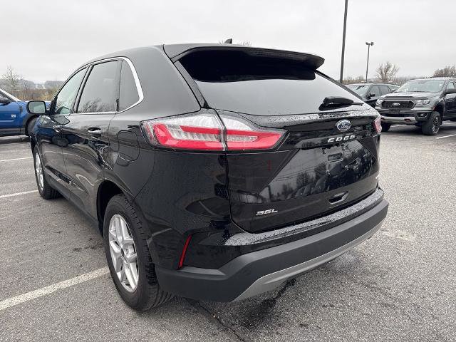 Certified 2024 Ford Edge SEL AWD/4WD image 5