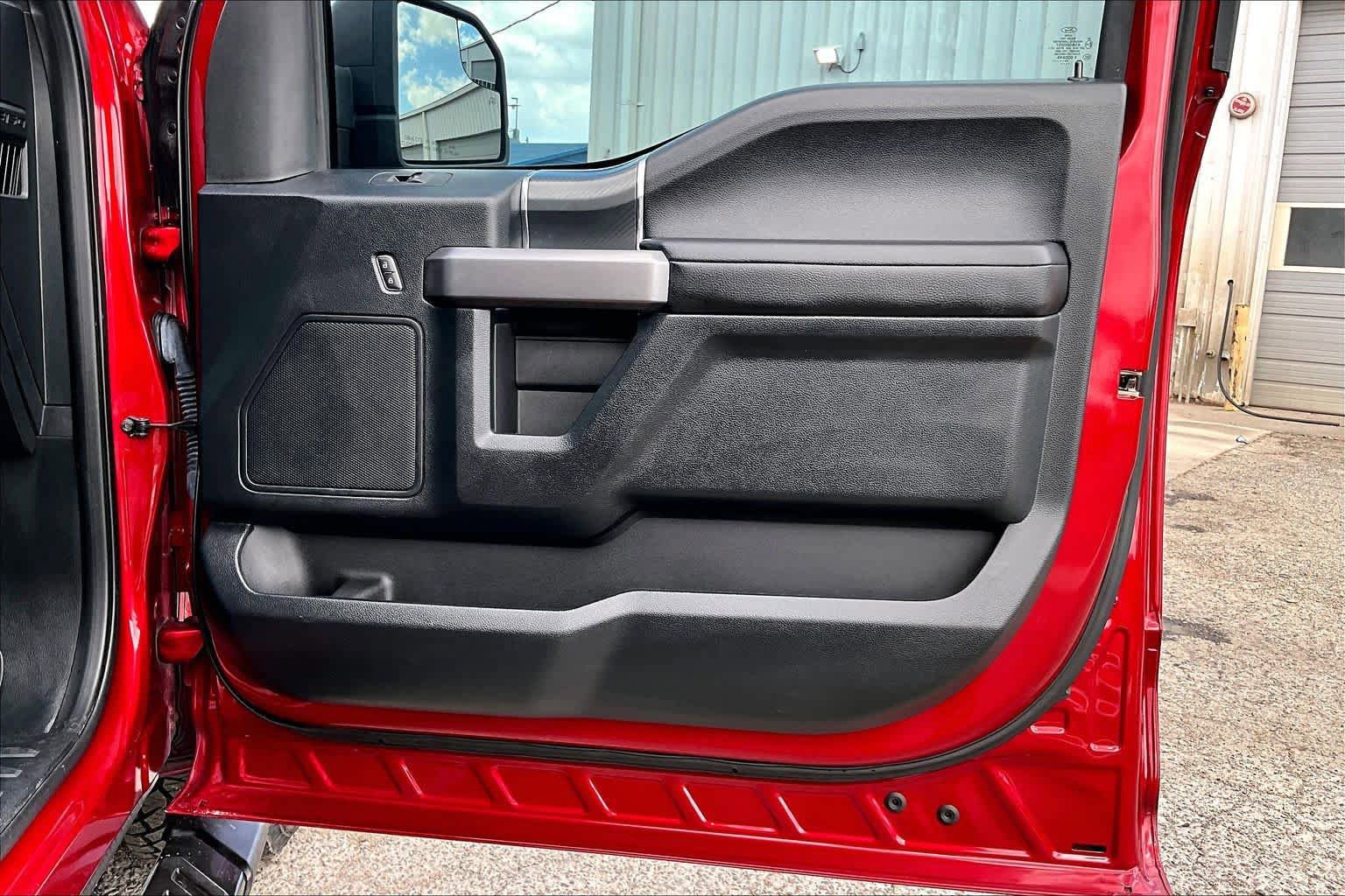 Certified 2019 Ford F150 XLT w/ Equipment Group 302A Luxury AWD/4WD image 23