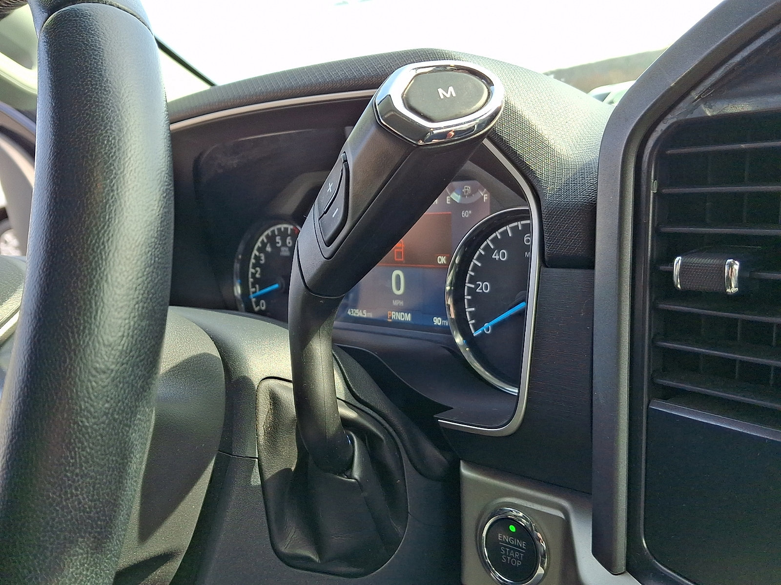 Certified 2022 Ford F150 XLT w/ Equipment Group 302A High image 13