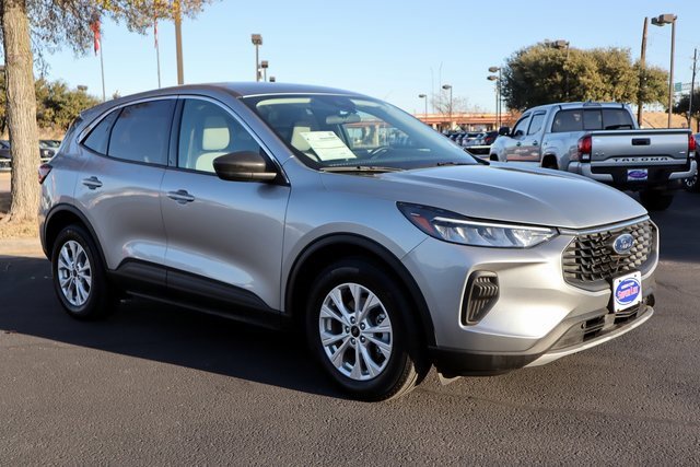 Certified 2023 Ford Escape Active image 9