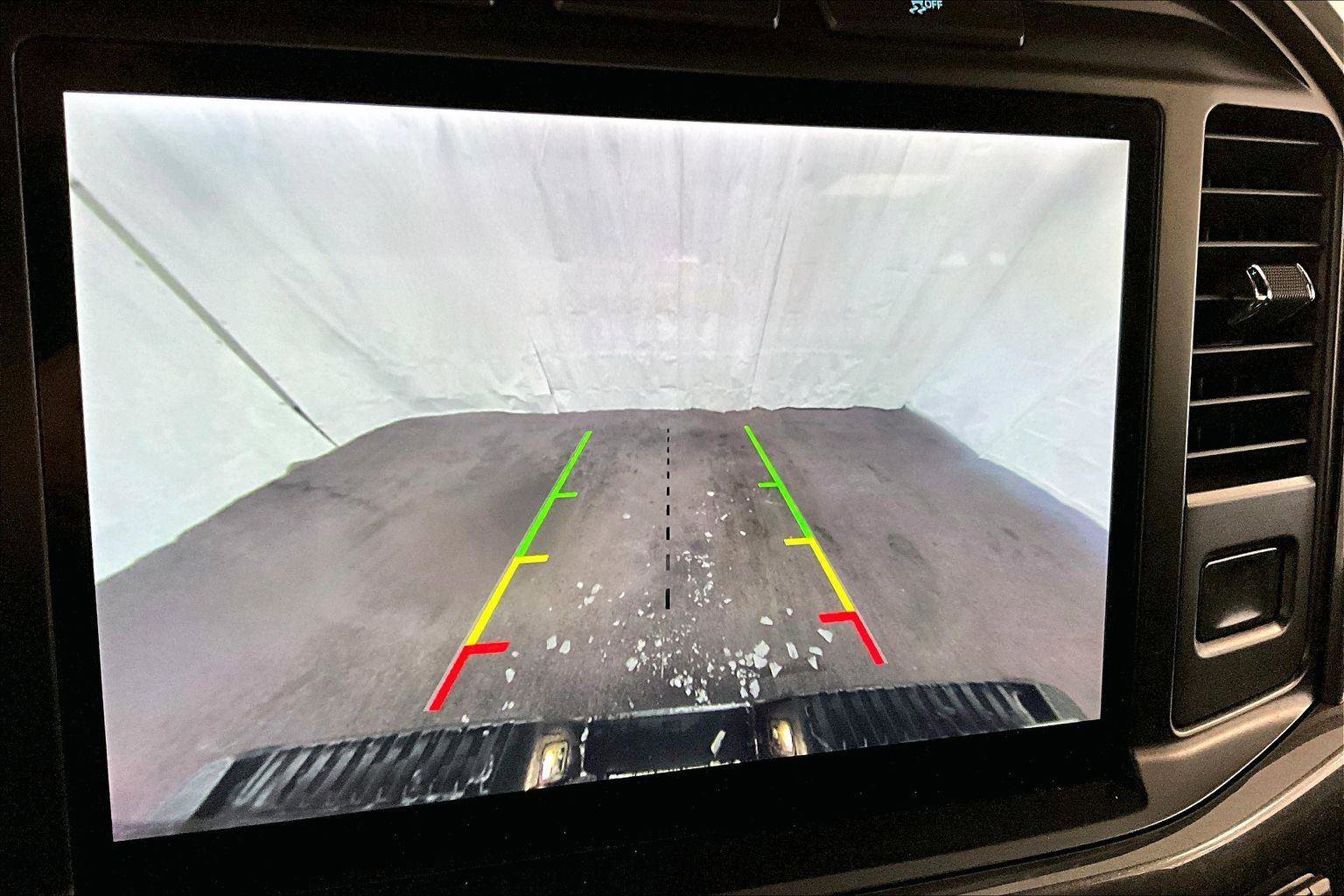 Certified 2022 Ford F150 XLT w/ Equipment Group 302A High image 20