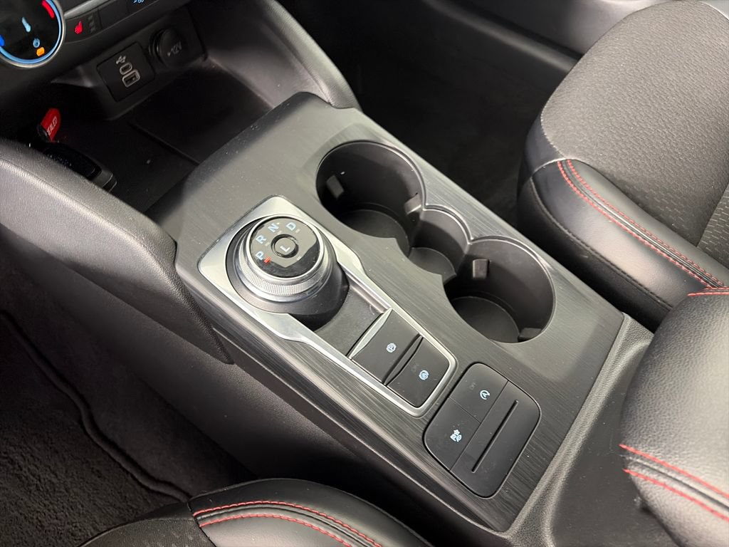 Certified 2025 Ford Escape ST-Line Select AWD/4WD image 22