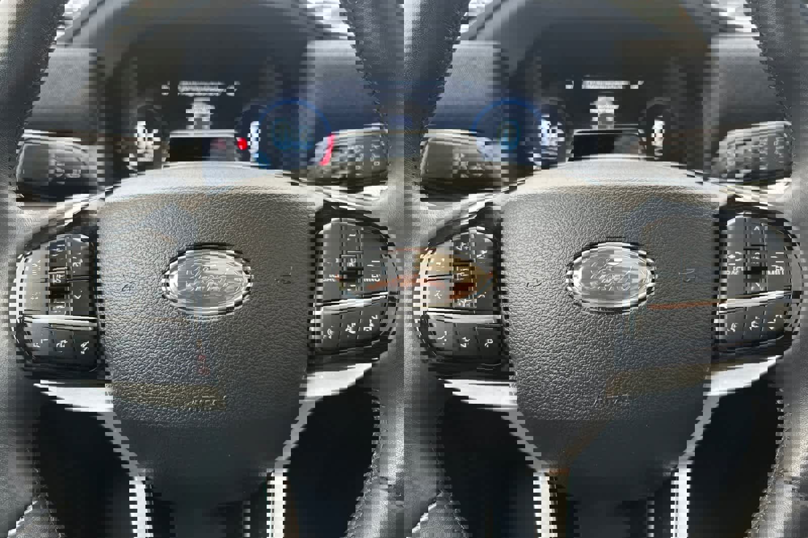 Certified 2025 Ford Explorer Platinum w/ Ultimate Package image 24