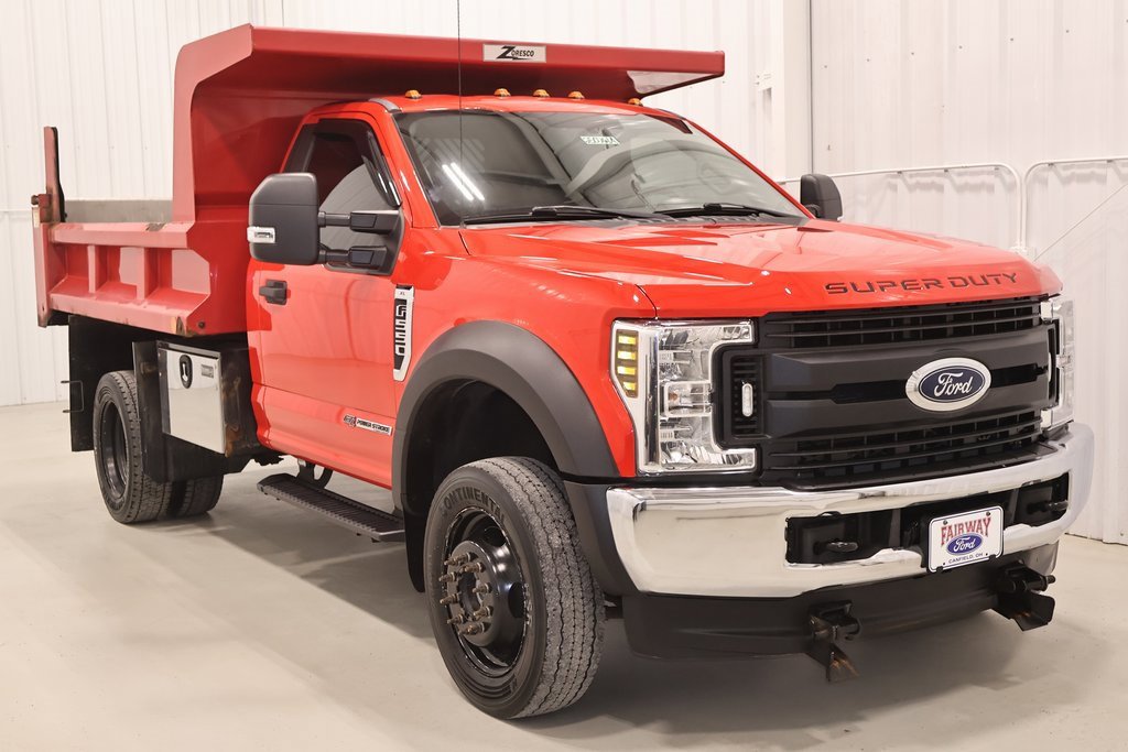 Certified 2017 Ford F550 4x4 Regular Cab Super Duty image 4