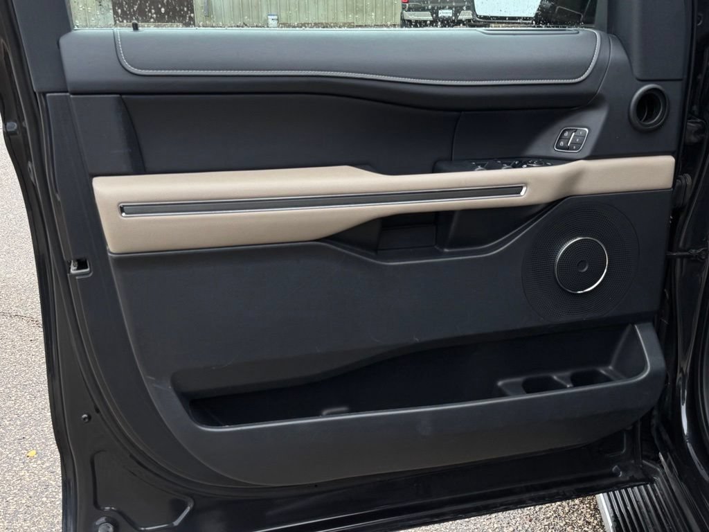 Certified 2023 Ford Expedition Max XLT AWD/4WD image 9