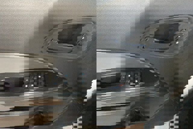 Used 2022 Chevrolet Colorado W/T image 8