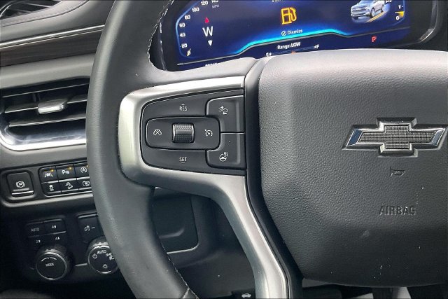 Used 2023 Chevrolet Tahoe Z71 w/ Luxury Package AWD/4WD image 20