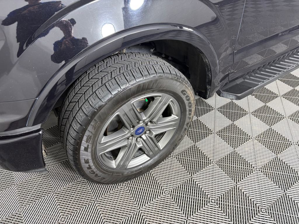 Certified 2020 Ford F150 Lariat w/ Equipment Group 502A Luxury image 9