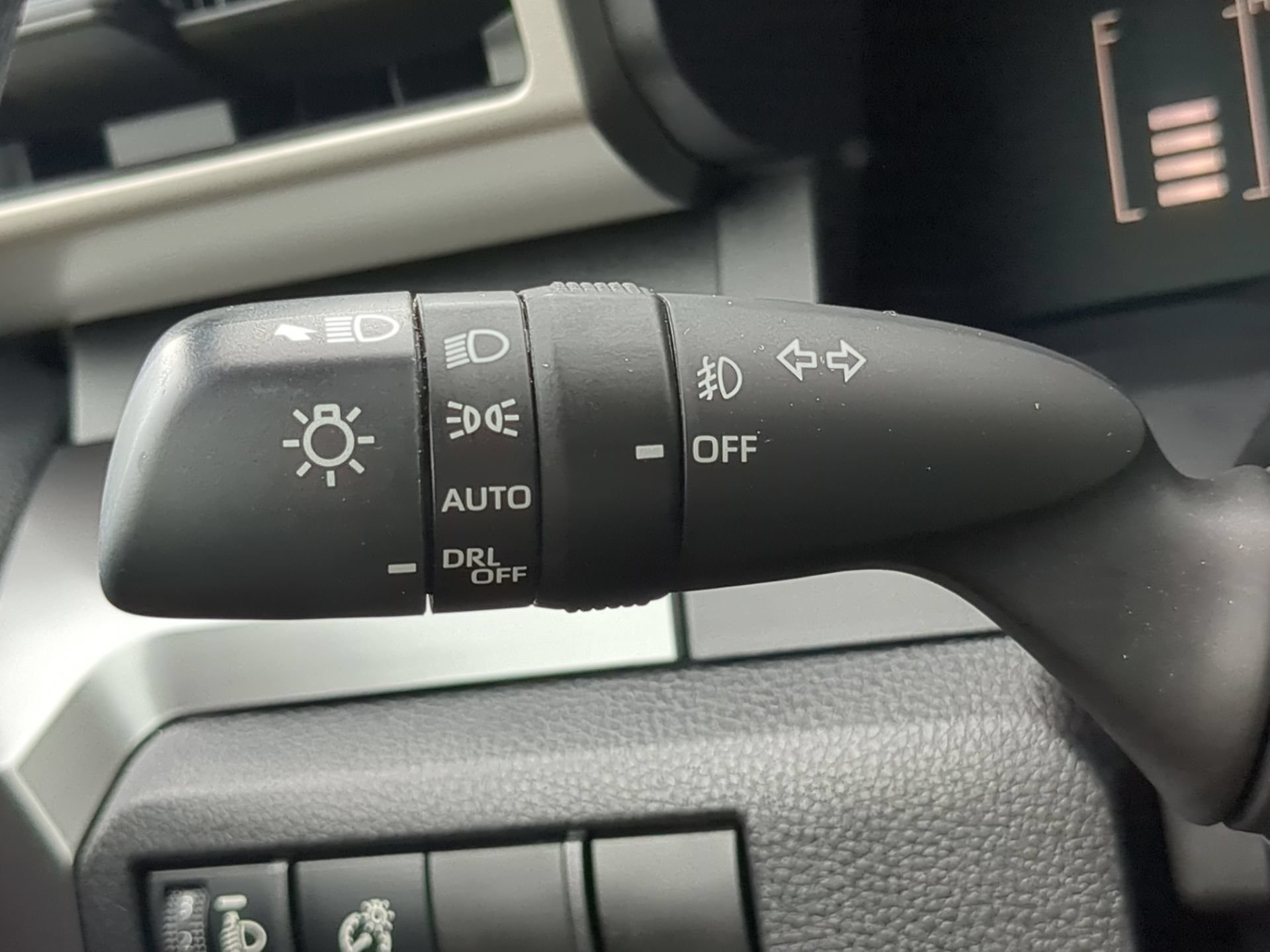 Used 2025 Toyota Tacoma SR5 RWD image 61