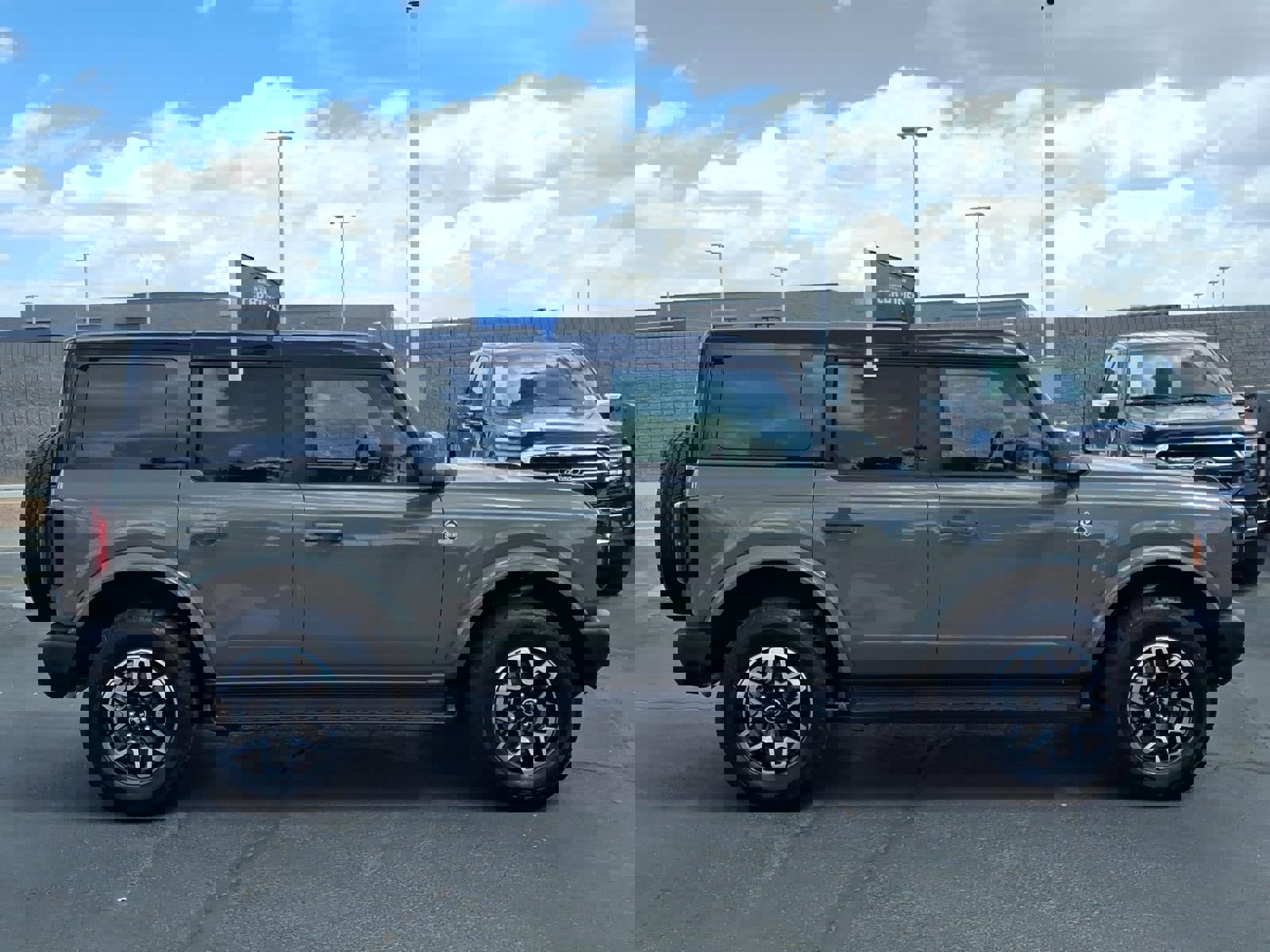 Certified 2025 Ford Bronco Outer Banks image 6