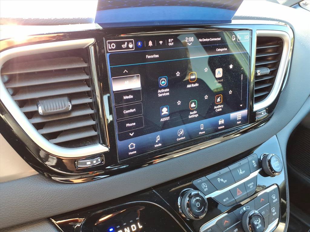 Used 2025 Chrysler Pacifica Select FWD image 14