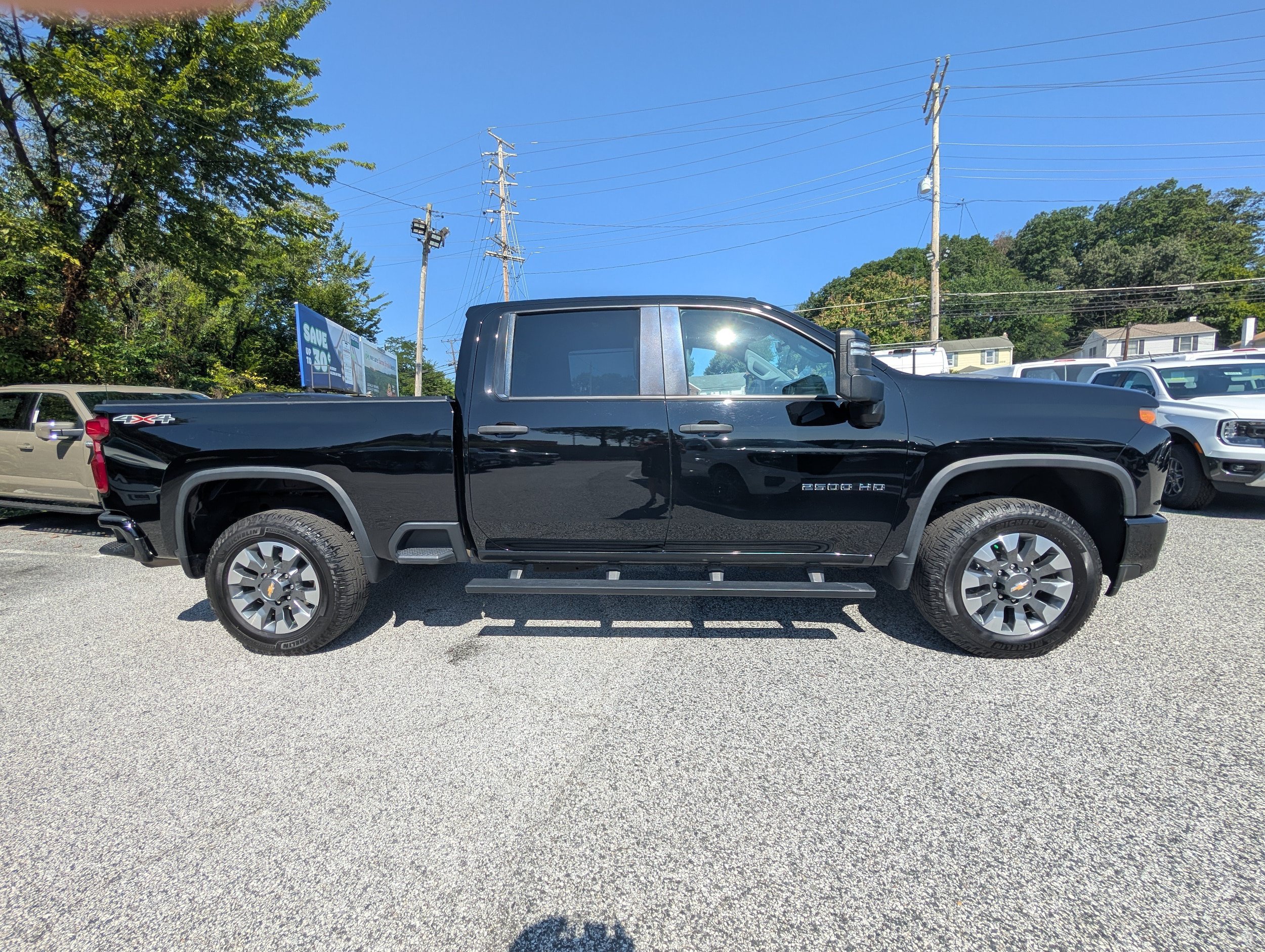 Used 2022 Chevrolet Silverado 2500 Custom w/ Gooseneck/5TH Wheel Package AWD/4WD image 8