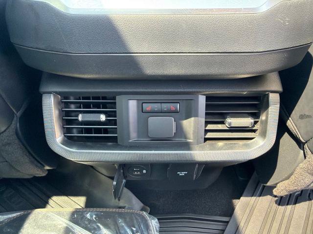 Certified 2023 Ford F150 Platinum w/ Equipment Group 701A High AWD/4WD image 28
