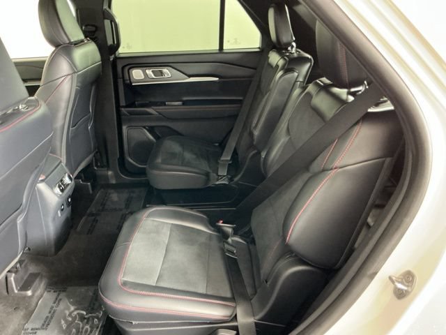 Certified 2025 Ford Explorer ST AWD/4WD image 30