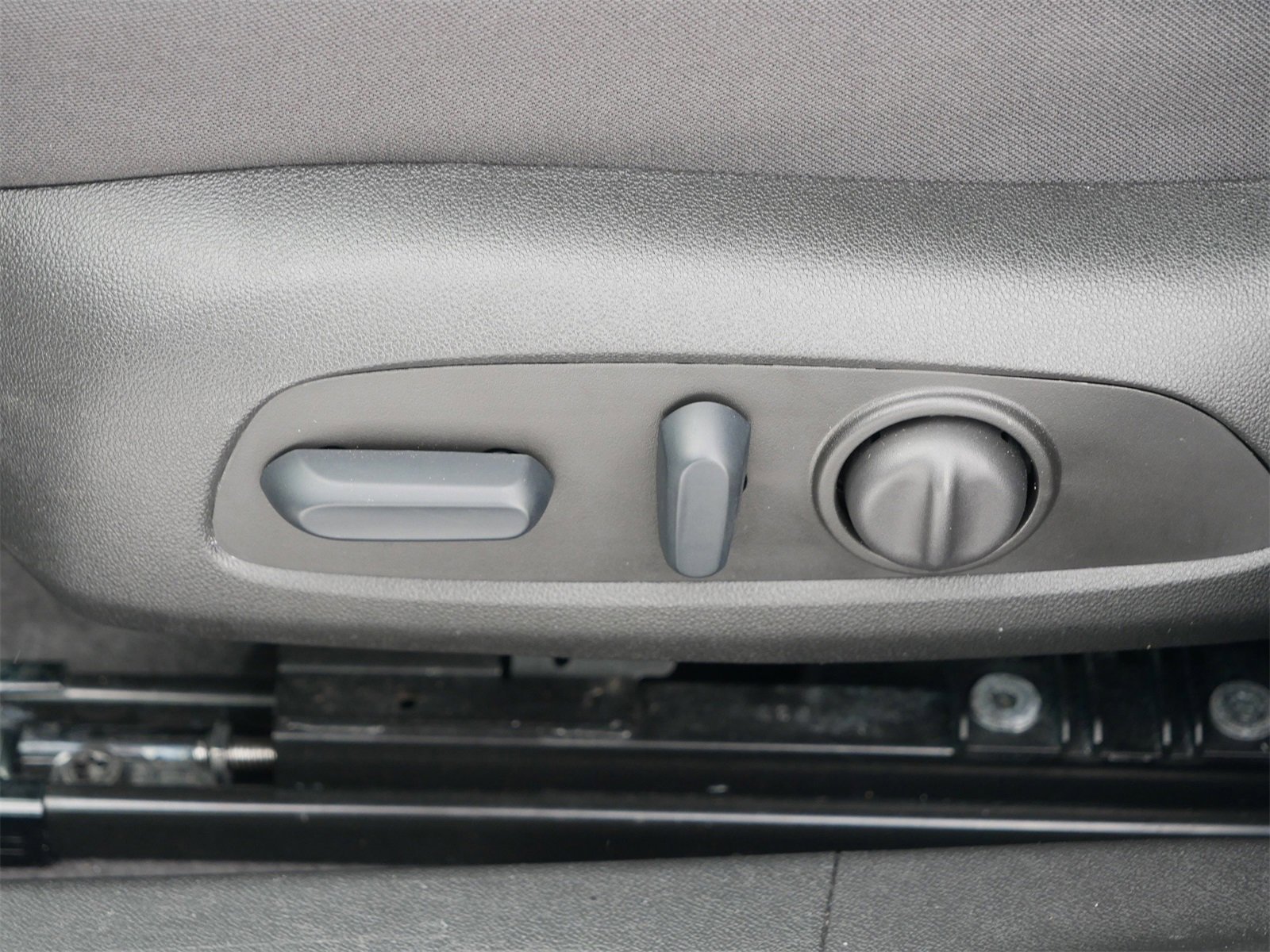 Used 2025 Chevrolet Malibu LT image 13