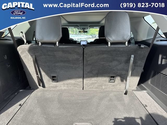 Certified 2023 Ford Explorer XLT w/ Equipment Group 202A AWD/4WD image 16