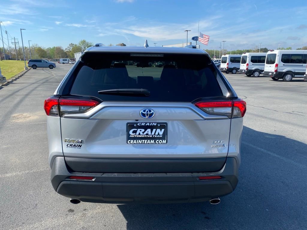 Used 2024 Toyota RAV4 XLE AWD/4WD image 6