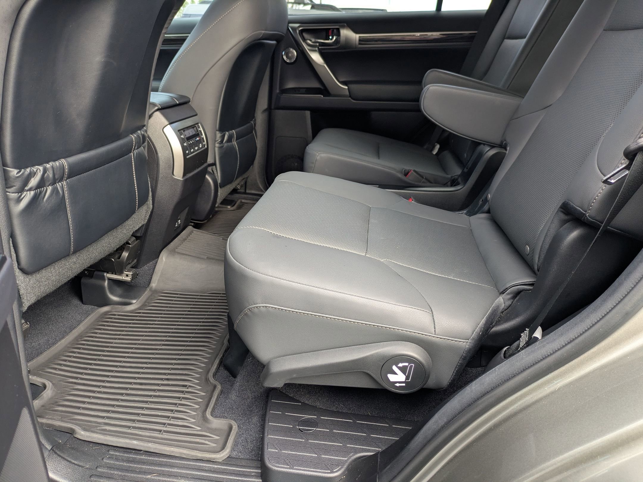 Used 2023 Lexus GX 460 Premium image 27