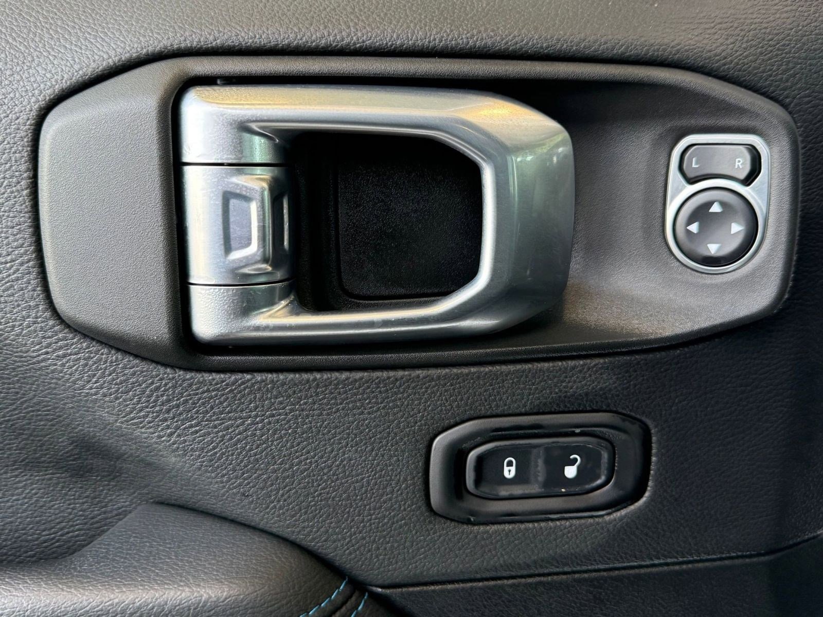 Used 2021 Jeep Wrangler Unlimited Rubicon 4xe w/ Steel Bumper Group image 13