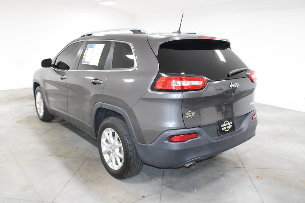 Used 2018 Jeep Cherokee Latitude Plus FWD image 8
