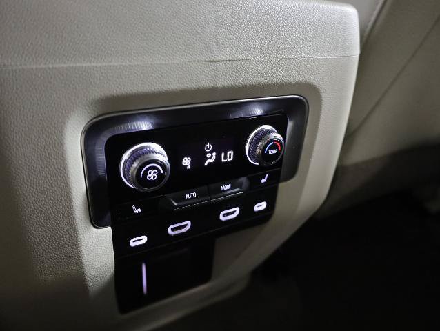Used 2021 GMC Yukon XL Denali AWD/4WD image 25