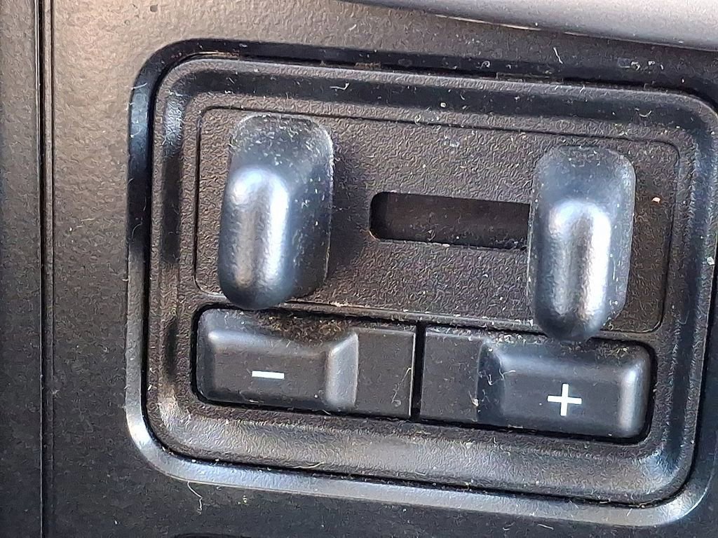 Certified 2022 Ford F150 XLT w/ Equipment Group 302A High image 28