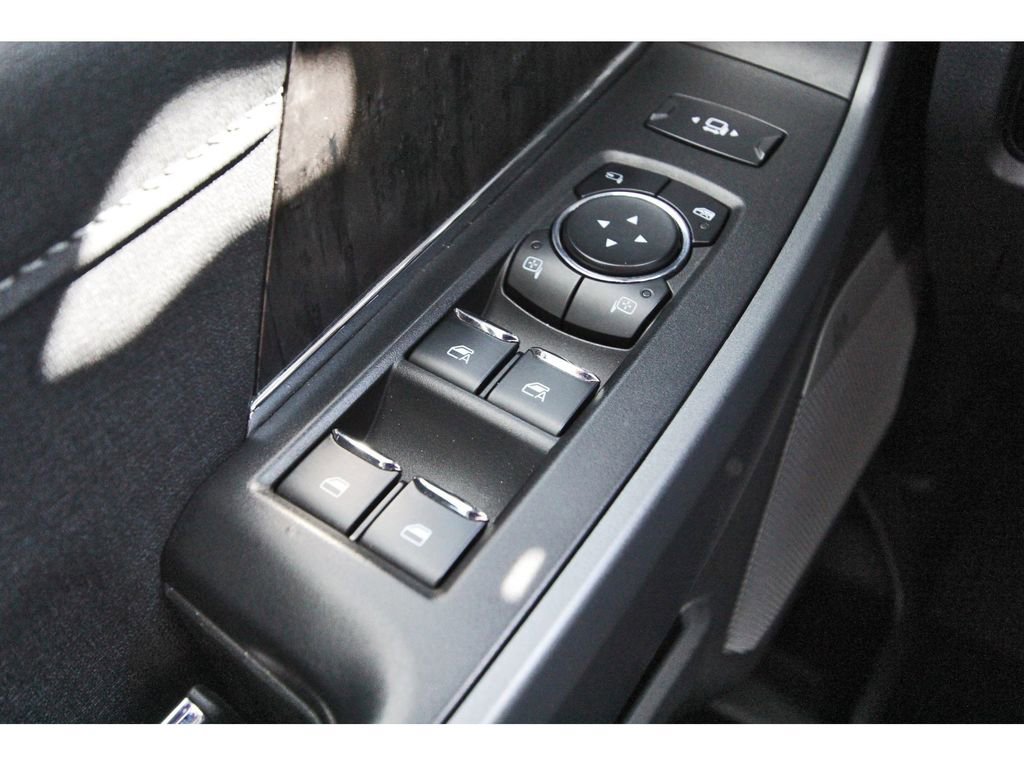 Certified 2024 Ford F250 Lariat w/ Lariat Ultimate Package image 18