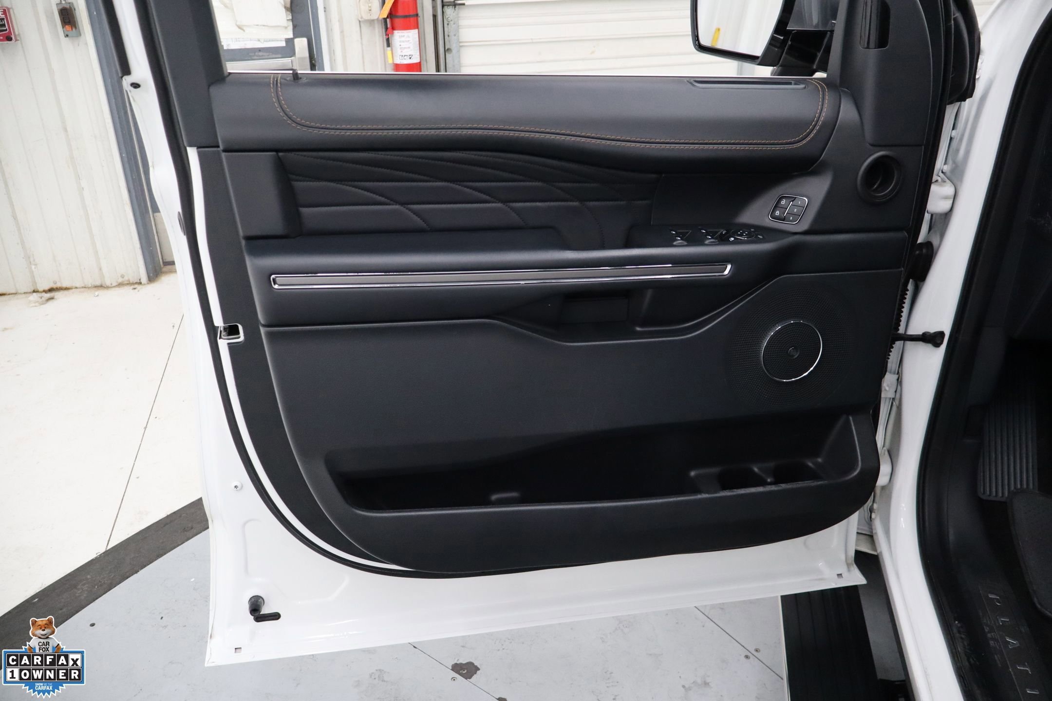 Certified 2023 Ford Expedition Platinum image 14