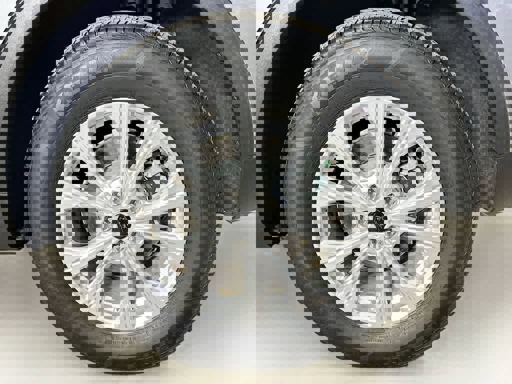 Certified 2023 Ford Escape Active image 11