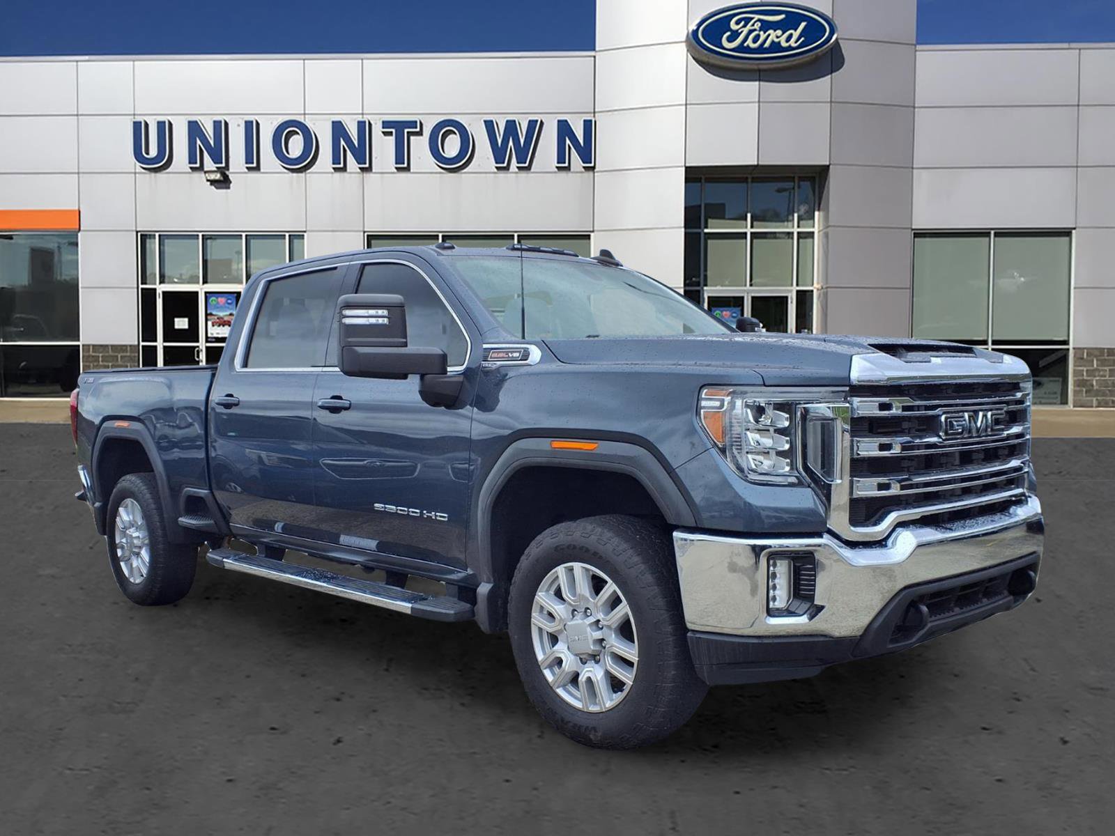 Used 2020 GMC Sierra 2500 SLE w/ SLE Value Package; image 5