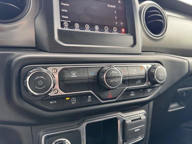 Used 2023 Jeep Wrangler Unlimited Sport AWD/4WD image 26