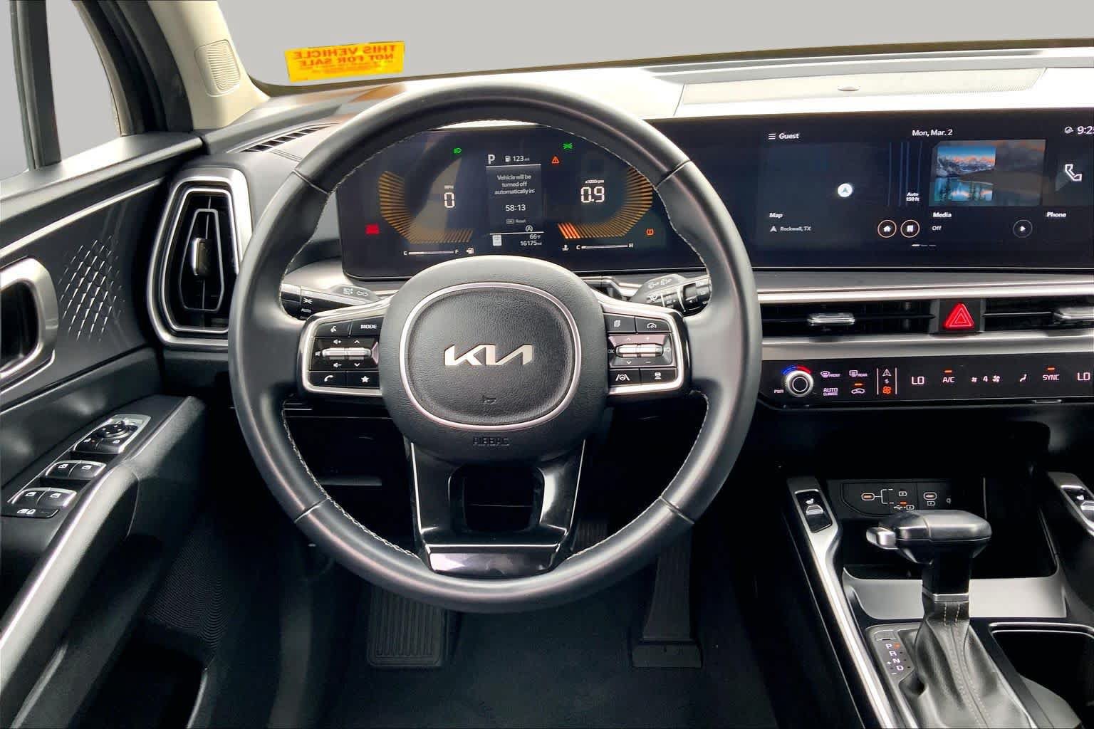Used 2024 Kia Sorento S FWD image 6