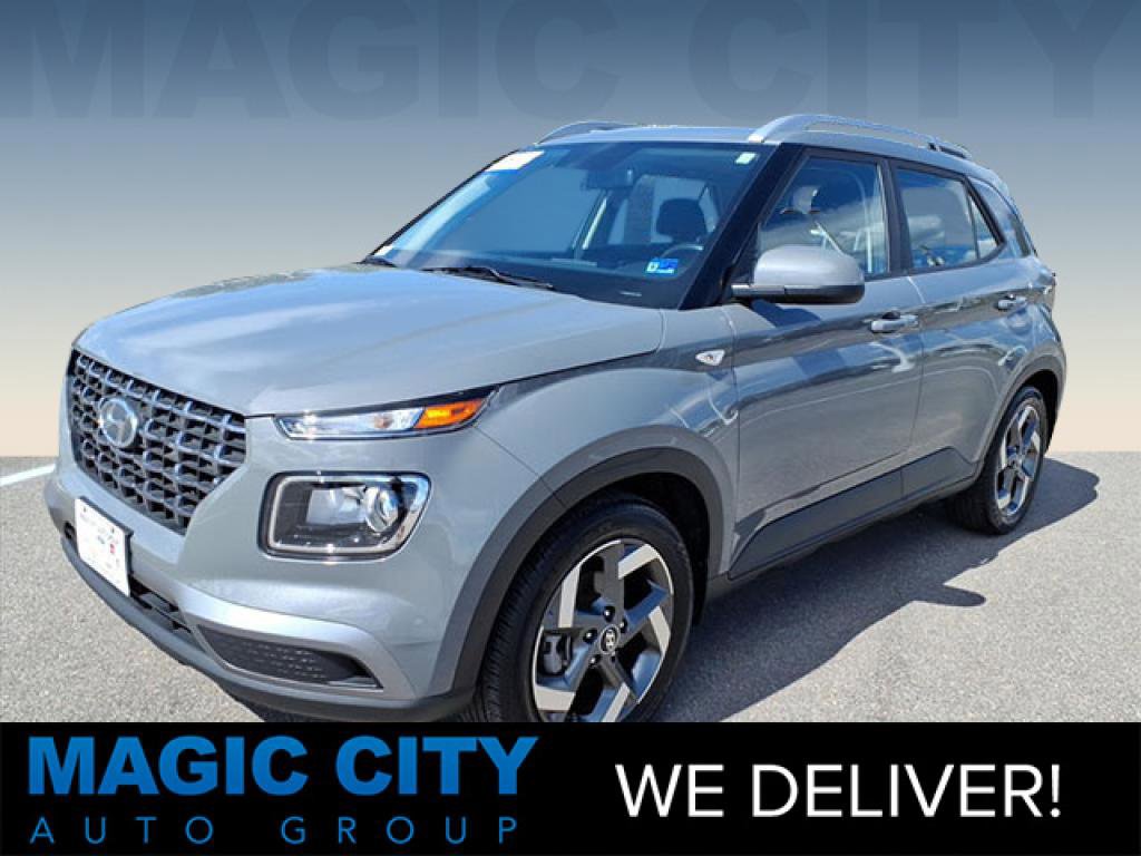 Used 2022 Hyundai Venue SEL
