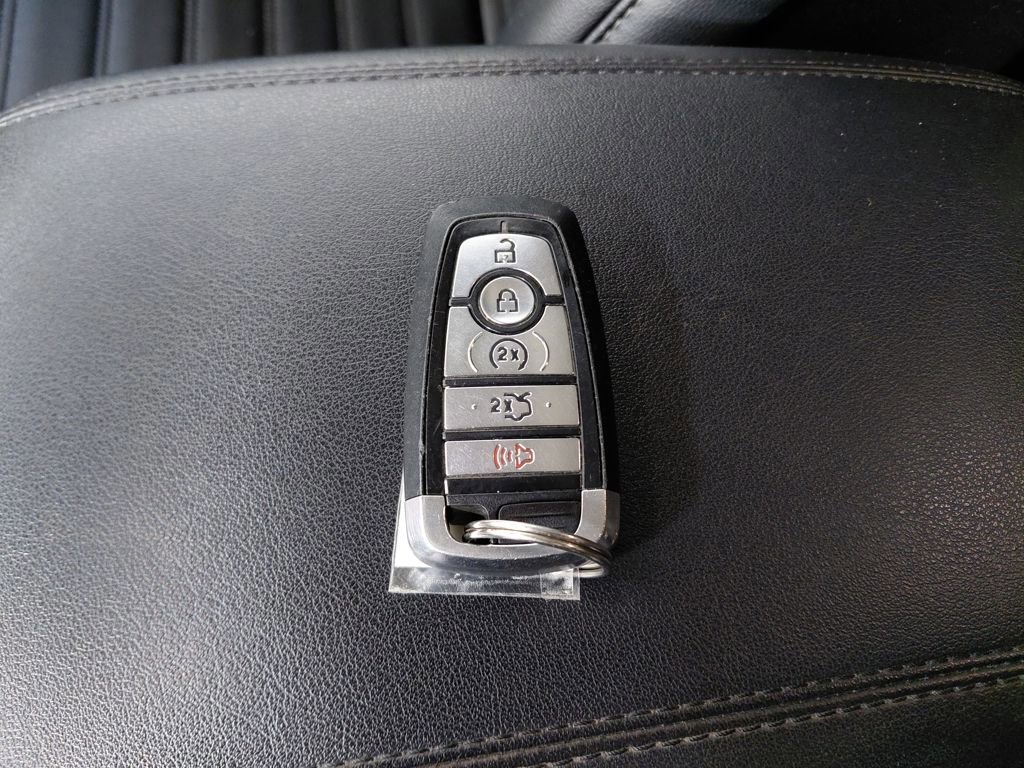 Certified 2019 Ford Edge SEL w/ Equipment Group 201A image 13