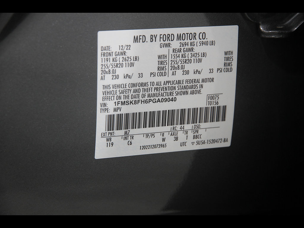 Certified 2023 Ford Explorer Limited w/ Equipment Group 301A AWD/4WD image 25