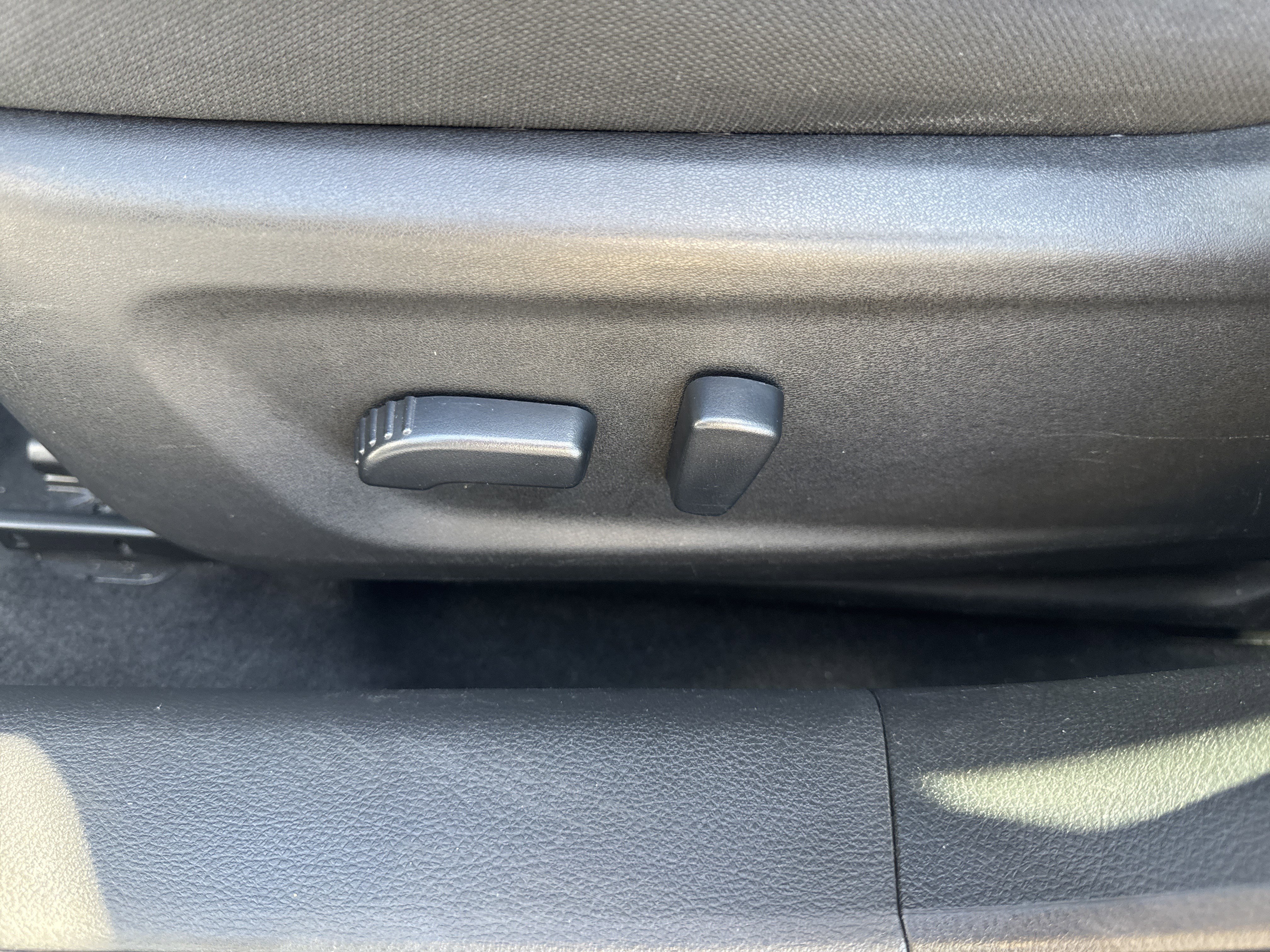 Used 2024 Nissan Altima 2.5 SV FWD image 10