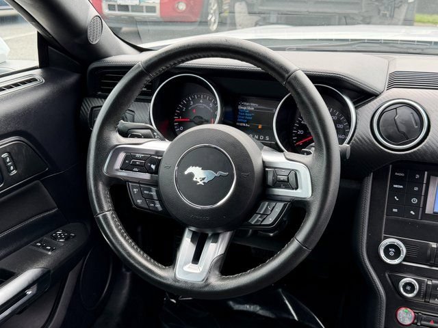 Certified 2019 Ford Mustang Coupe RWD image 18