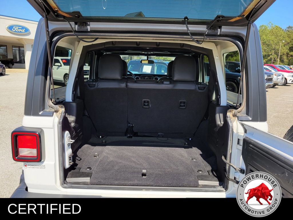 Used 2020 Jeep Wrangler Unlimited Sahara image 13