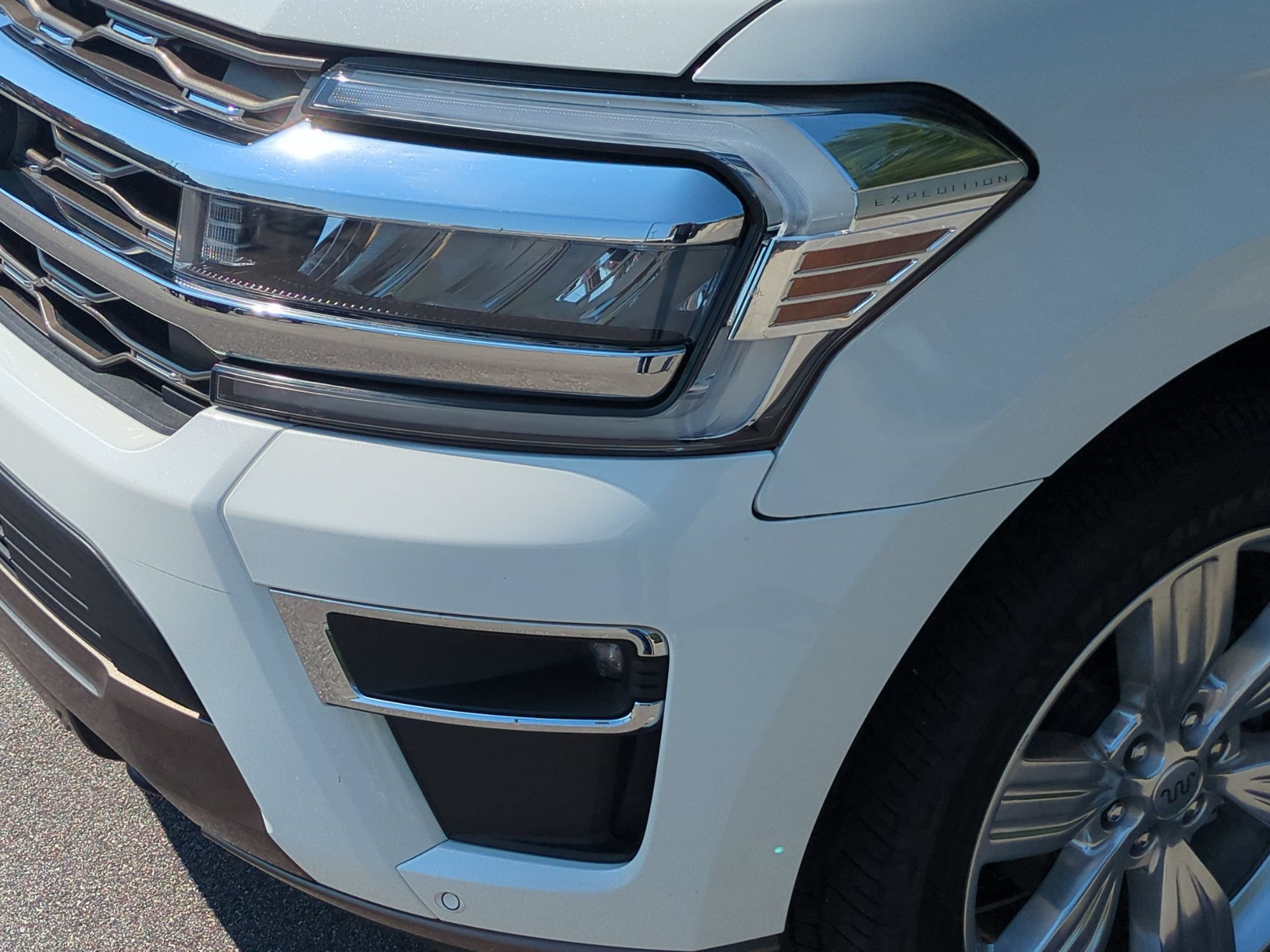 Certified 2022 Ford Expedition Max King Ranch AWD/4WD image 8