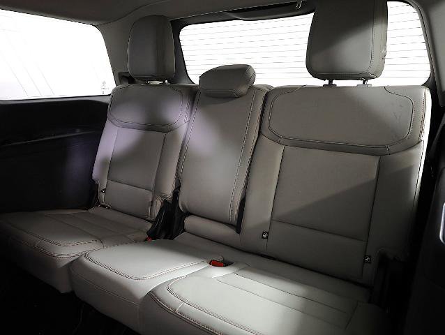 Certified 2025 Ford Expedition Active image 12