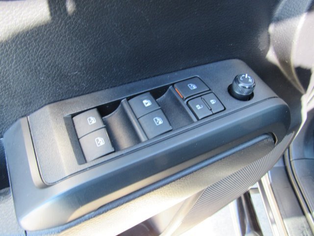 Used 2021 Toyota Tacoma SR AWD/4WD image 16