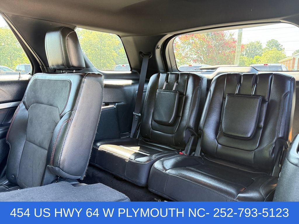 Certified 2018 Ford Explorer XLT w/ Equipment Group 202A AWD/4WD image 21