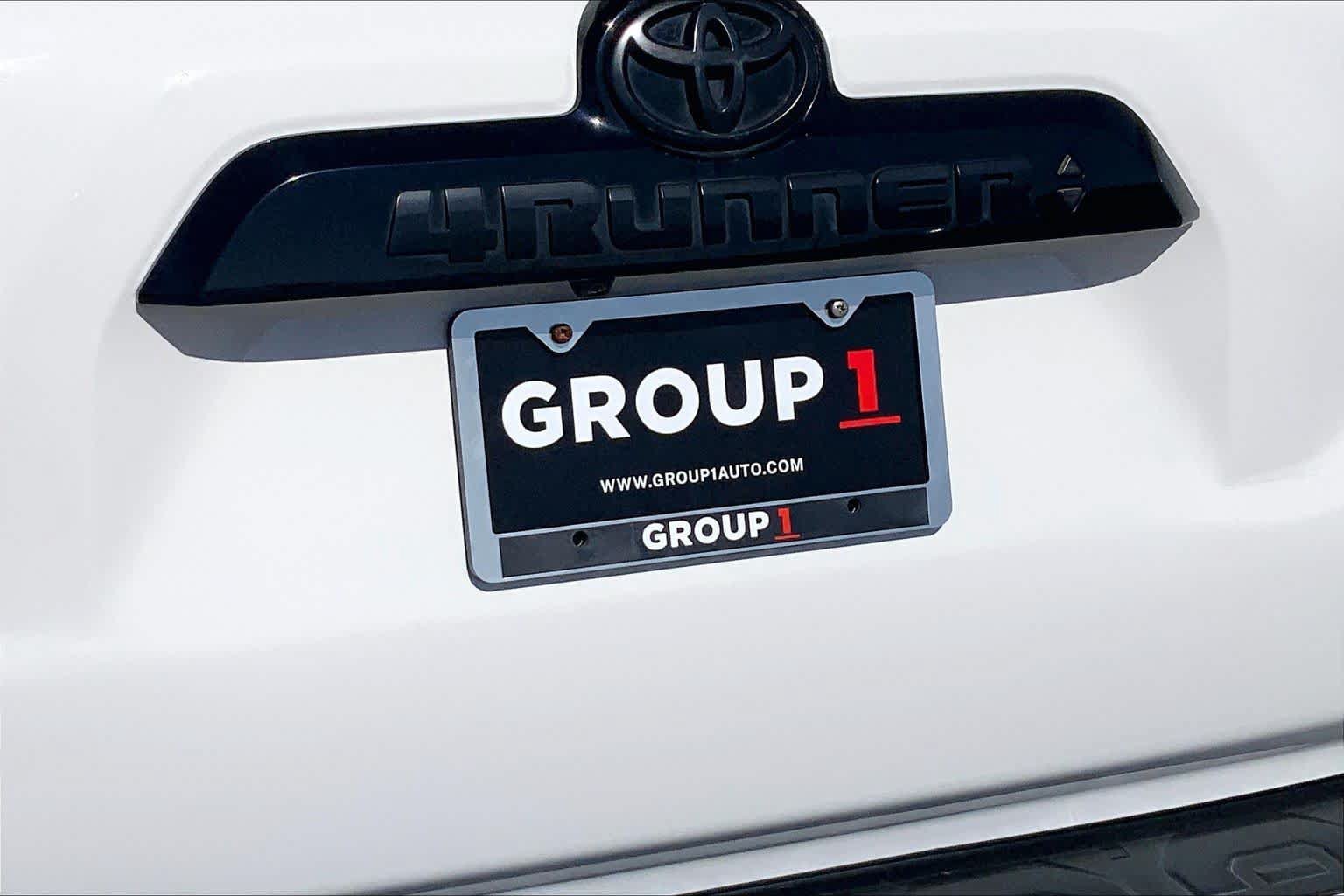 Used 2021 Toyota 4Runner Venture AWD/4WD image 31
