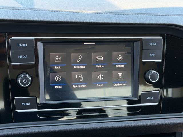 Used 2022 Volkswagen Jetta S FWD image 5