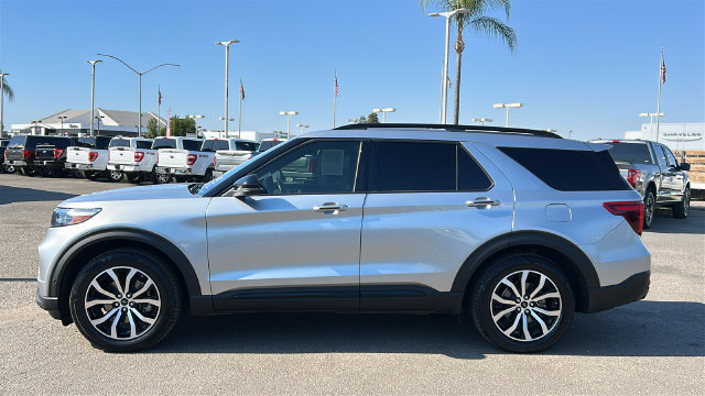 Certified 2020 Ford Explorer ST w/ Premium Technology Package AWD/4WD image 7
