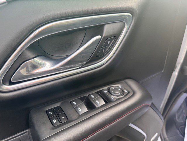 Used 2022 Chevrolet Tahoe RST w/ Luxury Package image 12