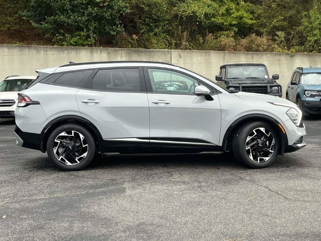 Used 2024 Kia Sportage SX FWD image 2