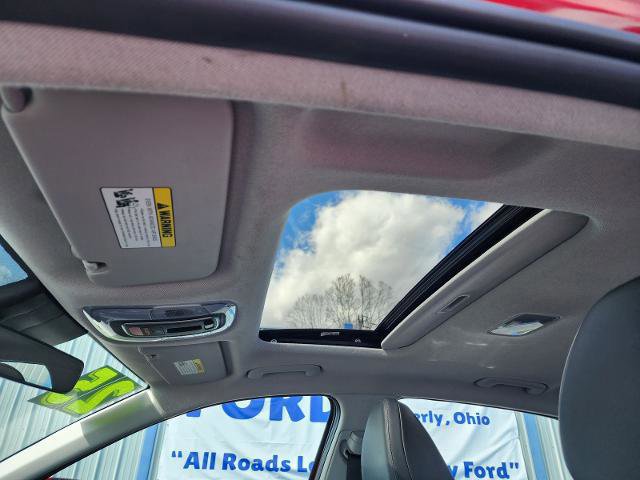 Used 2025 Hyundai Elantra Limited image 21